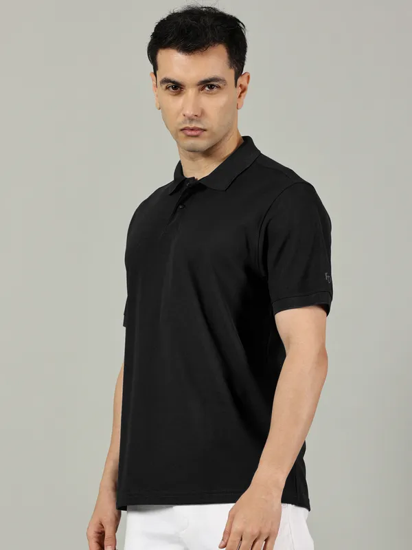 Black_Cotton_Polo_T_Shirt_For_Men