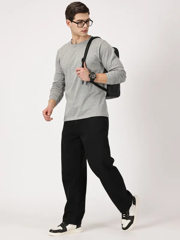 Grey_Cotton_Regular_Fit_T_Shirt_For_Men