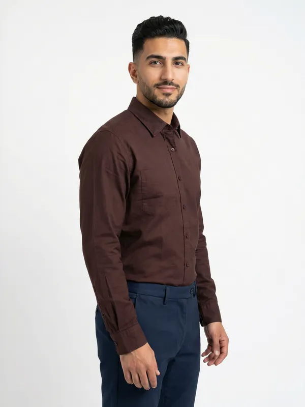 Coffee_Brown_Cotton_Solid_Regular_Fit_Oxford_Shirt_For_Men
