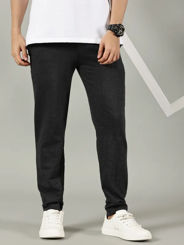 Dark_Grey_Cotton_Regular_Fit_Track_Pant_For_Men