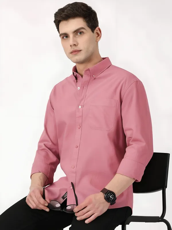 Rose_Pink_Cotton_Solid_Oxford_Shirt_For_Men