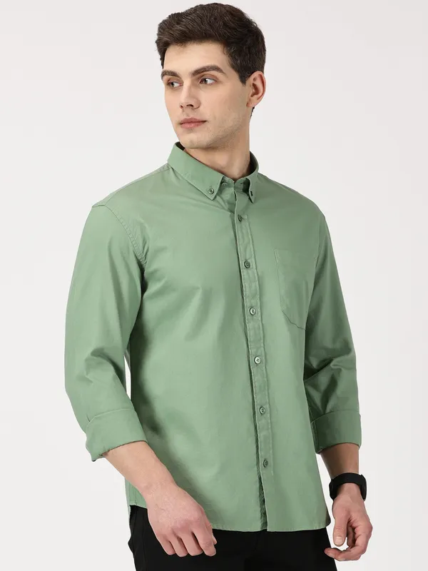 Jade_Cotton_Solid_Regular_Fit_Oxford_Shirt_For_Men