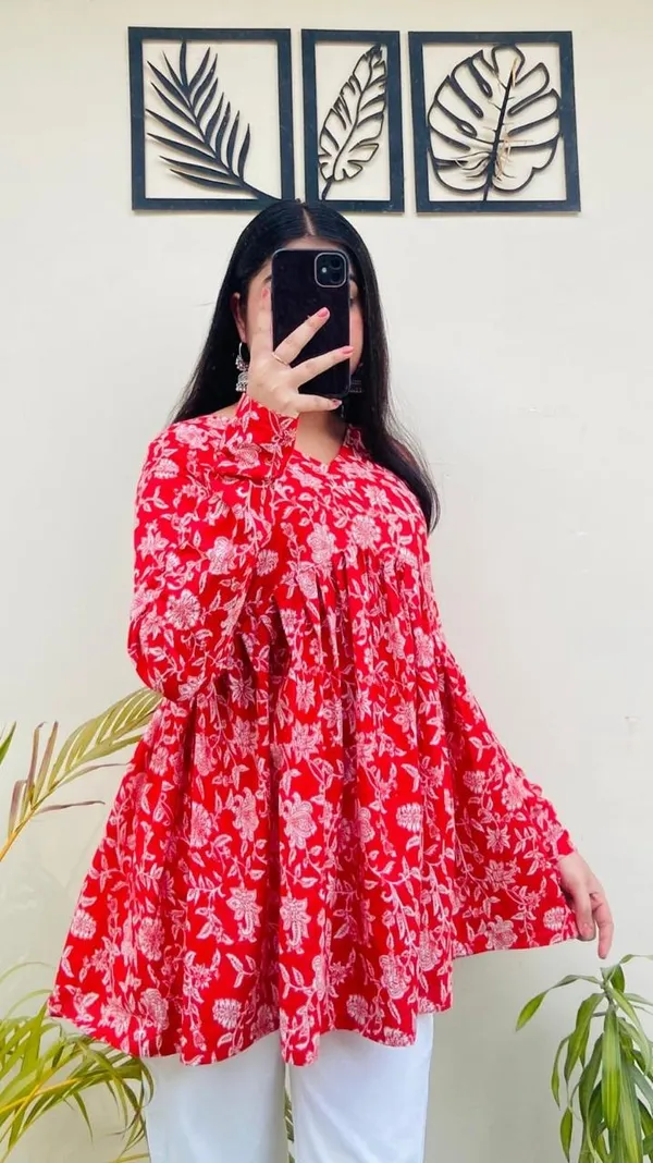 Short_Orange_white_Printed_Sleeves_Kurti_For_Girls
