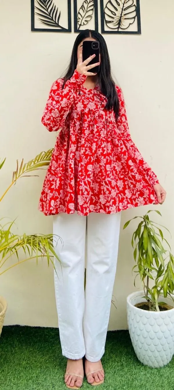Short_Orange_white_Printed_Sleeves_Kurti_For_Girls