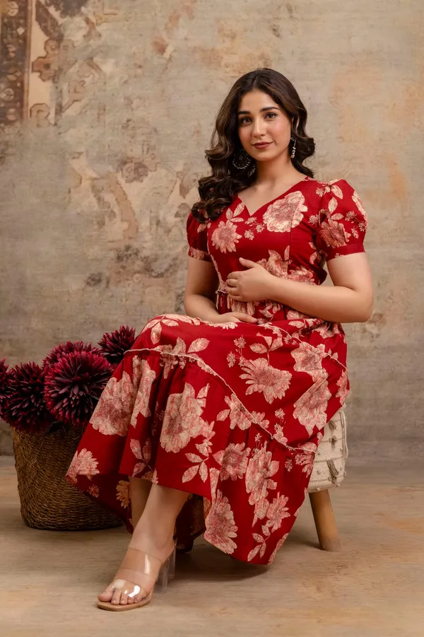 Red_Cotton_Printed_Short_Sleeves_Maternity_Gown_For_Women