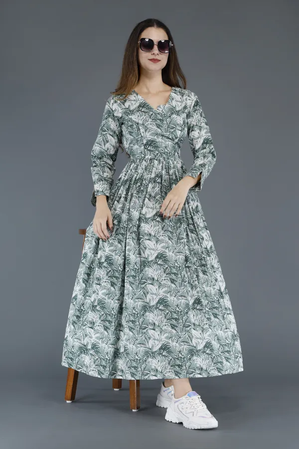Green_Cotton_Printed_Three_Quarter_Sleeves_Maternity_Gown_For_Women