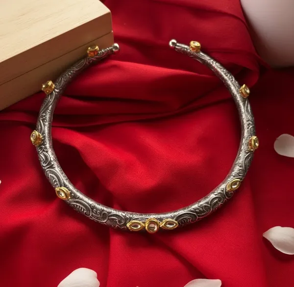 Oxidised_German_Silver_Plated_Unisex_Kundan_Hasli__Neckring_