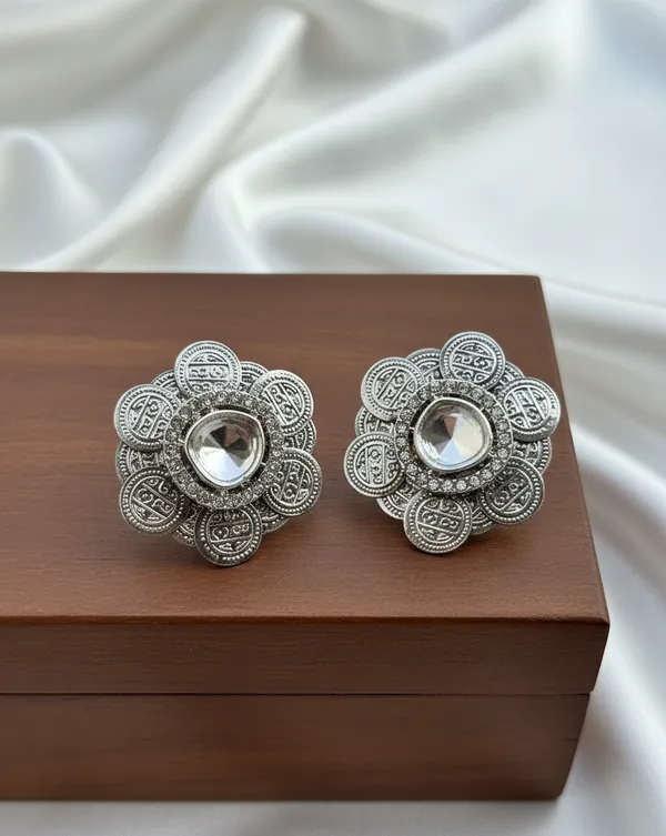 Silver_Plated_Kundan_Oversize_Stud_earring_for_Women_and_Girls