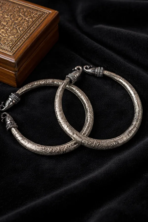 German_Silver_Plated_Oxidised_Anklet_Pair_for_Men_and_Women_(Size:_Please_check_the_Image)_1_Pair