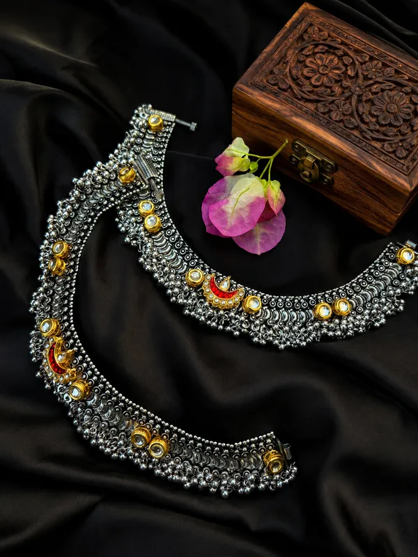 German_Silver_Plated_Oxidised_Dual_Tone_Kundan_Anklet_Payal_Pair_for_Men_and_Women_(Size:_Please_check_the_Image)_1_Pair