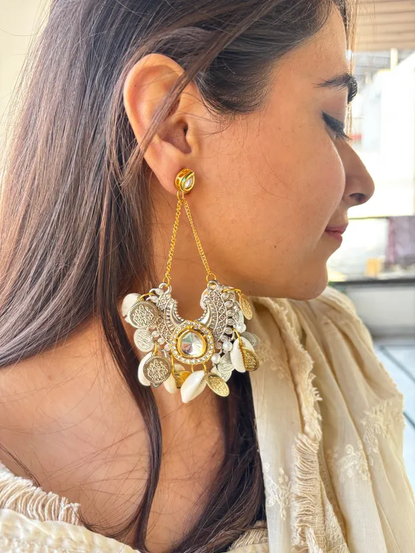 Gold_&_Silver_Shell_Dual_Tone_Kundan_Chandbaali_Earrings_|_Statement_Kundan_Chandbalis_for_Weddings