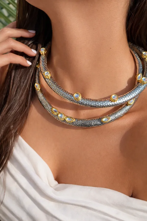 Handcrafted_Dual_Tone_Oxidised_German_Silver_Neckring_Combo_with_Kundan_|_Statement_Choker_for_Women