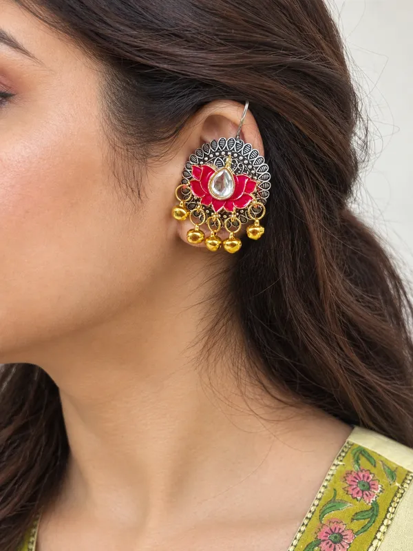 Handcrafted_Oxidised_Silver_Women_and_Men’s_Earcuff_with_Kundan_Detailing_|_Statement_Ear_Jewelry_for_Men