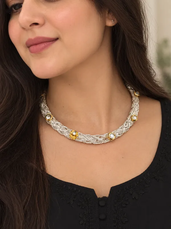 Oxidised_German_Silver_Plated_Unisex_Kundan_Hasli__Neckring_