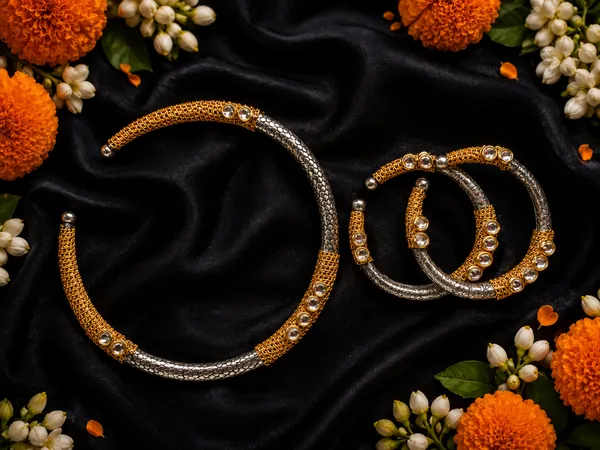 Surya_Kamal_Neck_Ring_&_Kada_Set_–_Dual_Tone_Hasli_Necklace_and_Bracelet_Combo