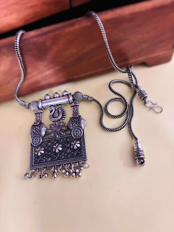 Daily_wear_Indian_Necklace_Oxidised_German_silver_necklace_21_inch_approx_total_length_Kolhapuri_Necklace_Oxidised_Pendant_for_Women