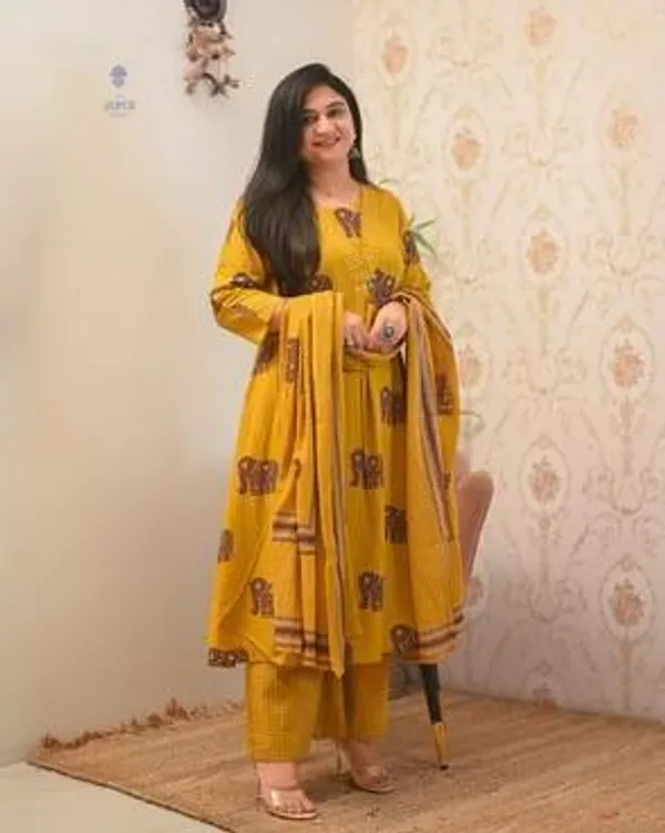 Aisha_Cotton_HandEmbroidery_Detailed_pant_set