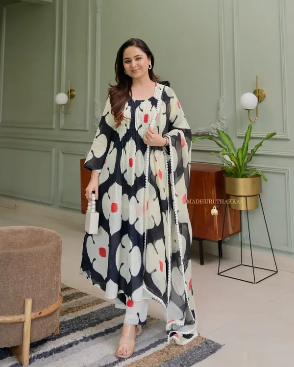 Bell Butta Cotton Black Suit Set Price in India Buy Bell Butta Cotton