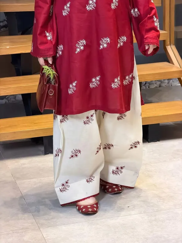 Falak_Red_Kashmiri_Cotton_Long_Kurta_for_Women