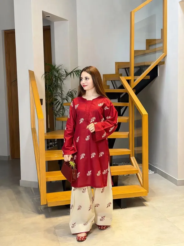 Falak_Red_Kashmiri_Cotton_Long_Kurta_for_Women
