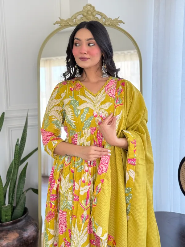 Gulmohar_Anarkali_Suit_Set