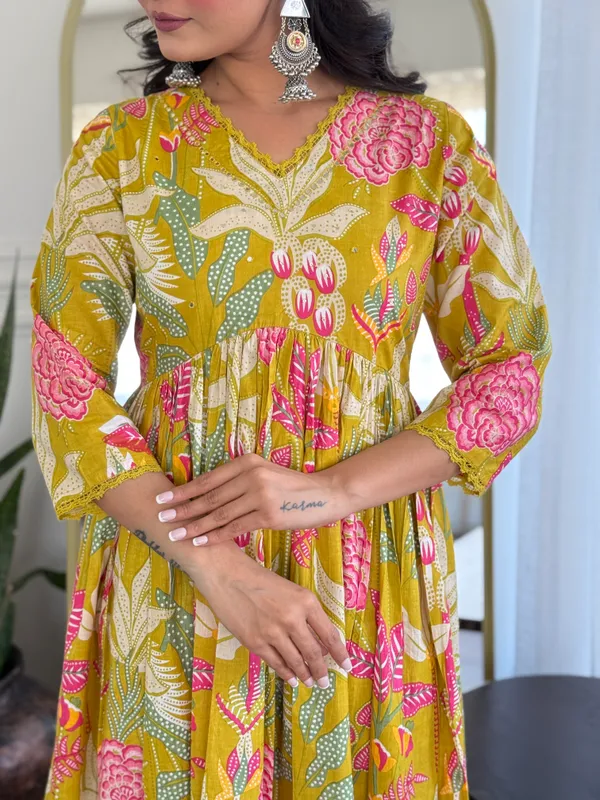 Gulmohar_Anarkali_Suit_Set