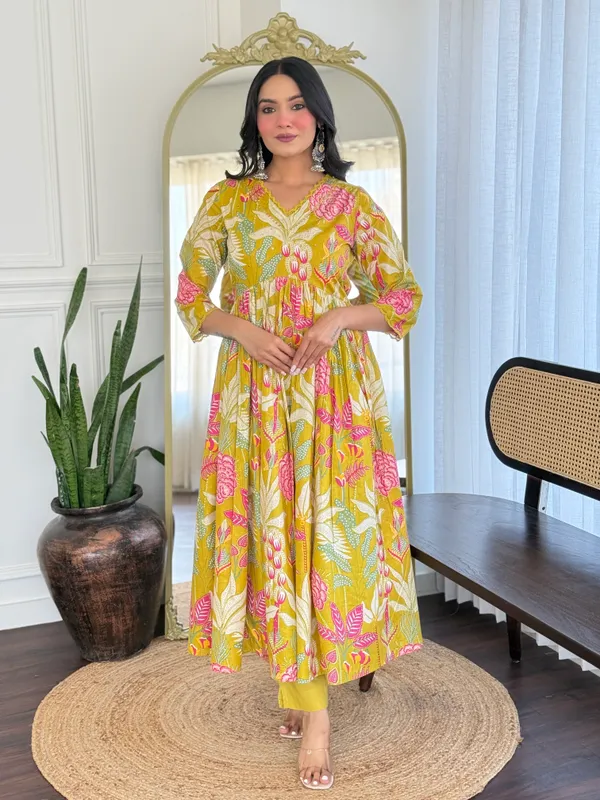 Gulmohar_Anarkali_Suit_Set