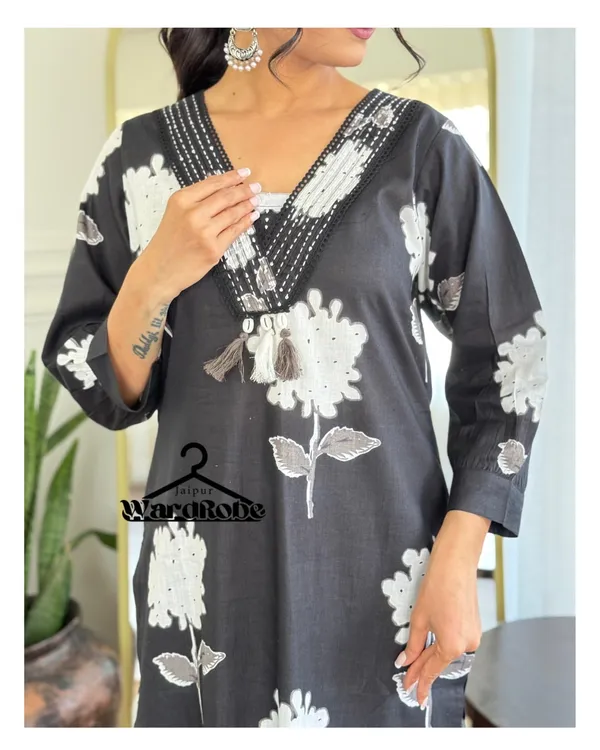 ROSE_FLORAL_PRINTED_COTTON_SUIT_SET_-BLACK