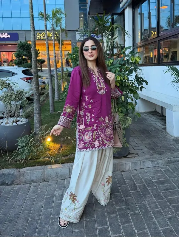 Rang-E-_Malka