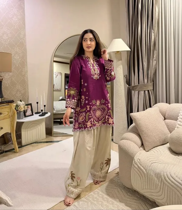 Rang-E-_Malka