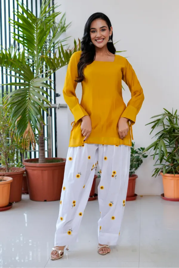 Sunflower_Bloom_Cotton_Farshi_Salwar_Set