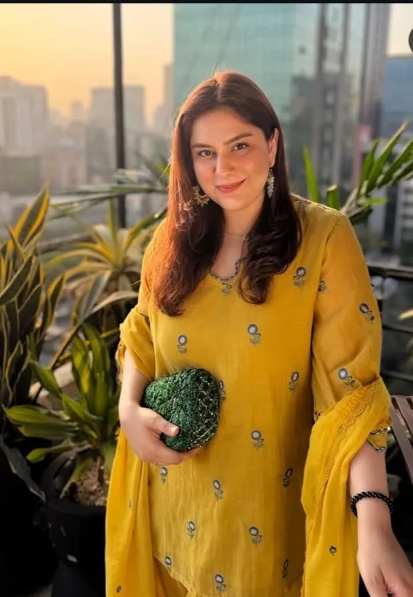 Sunshine_Yellow_Embroidered_Kurta_Set_with_Dupatta