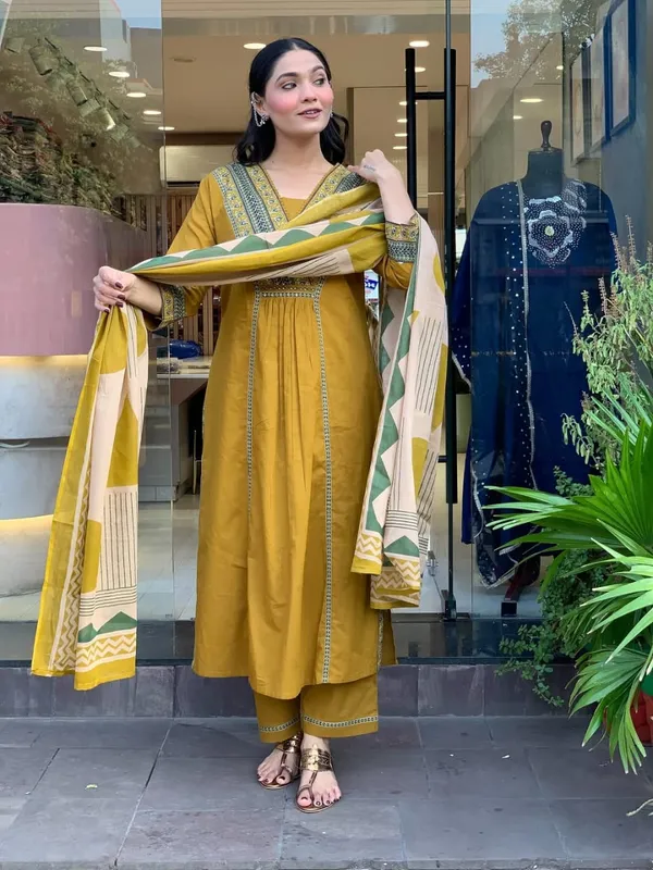 MUSTARD_YELLOW_COTTON_SUIT_SET_WITH_DUPATTA