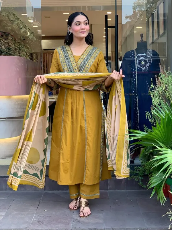 MUSTARD_YELLOW_COTTON_SUIT_SET_WITH_DUPATTA