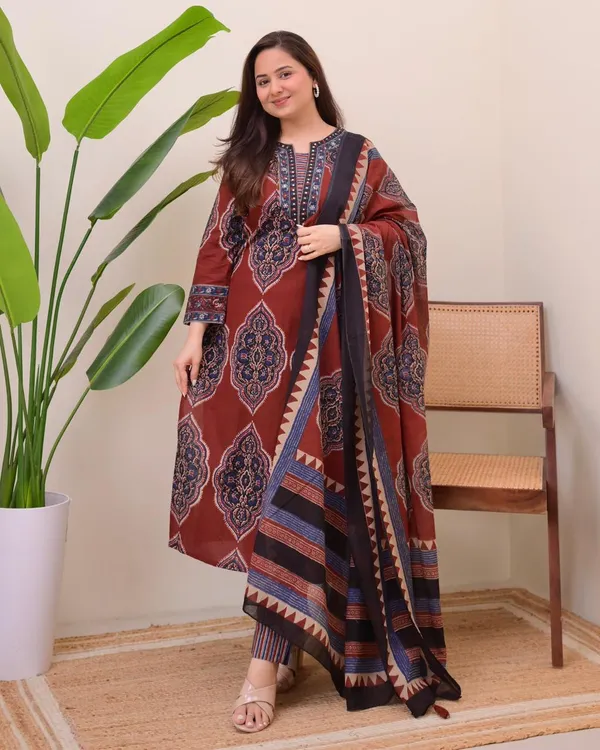 Maroon_Ajark_Printed_Cotton_Suit
