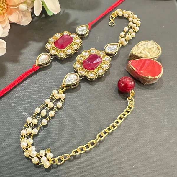Dhivara_Designer_Bhaiya_Bhabhi_Rakhi_With_Roli_Chawal