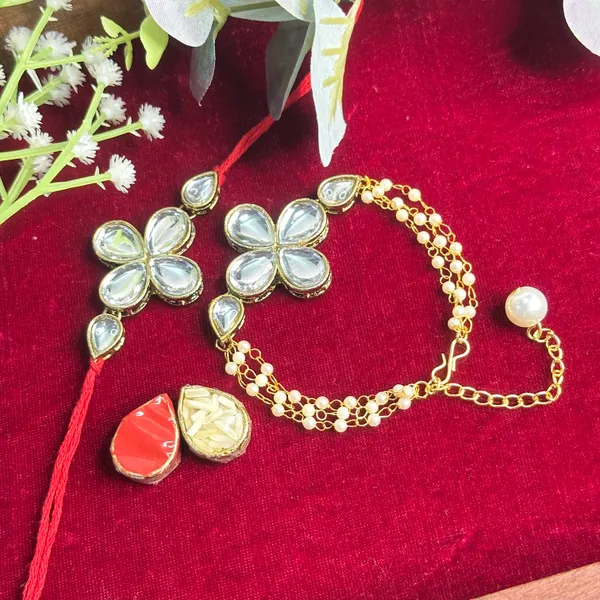 Dhivara_Designer_Bhaiya_Bhabhi_Rakhi_With_Roli_Chawal
