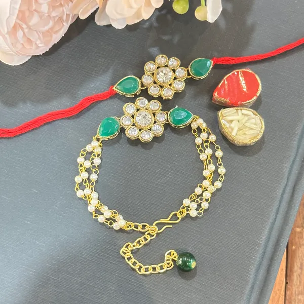 Dhivara_Designer_Bhaiya_Bhabhi_Rakhi_With_Roli_Chawal
