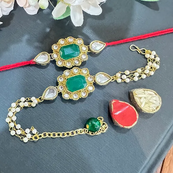 Dhivara_Designer_Bhaiya_Bhabhi_Rakhi_With_Roli_Chawal