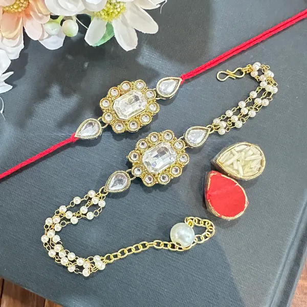Dhivara_Designer_Bhaiya_Bhabhi_Rakhi_With_Roli_Chawal