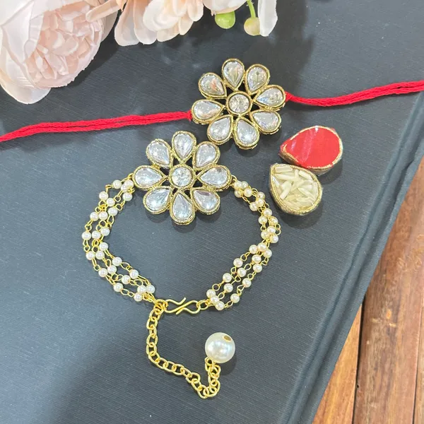 Dhivara_Designer_Bhaiya_Bhabhi_Rakhi_With_Roli_Chawal