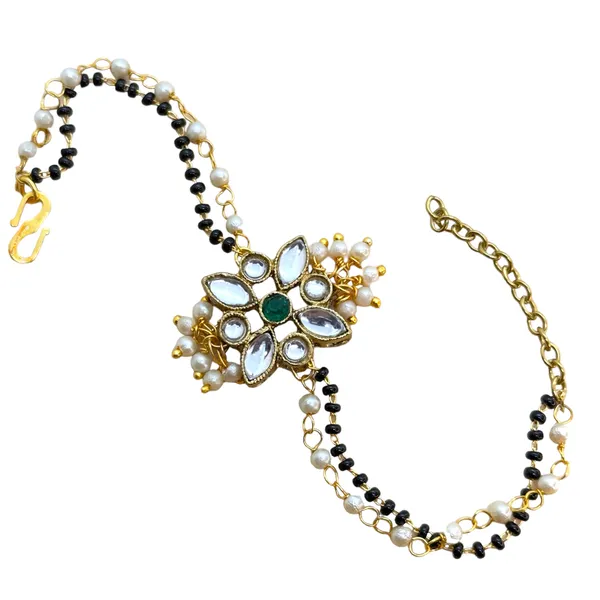 Allure_Fusion_Hand_Mangalsutras