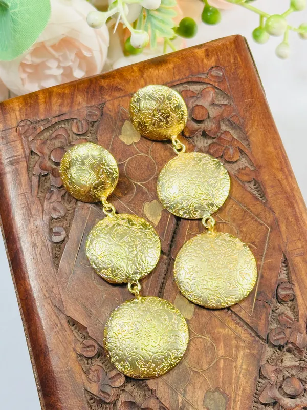 Dhivara_Anti_Tarnish_Bubble_Brass_Earring