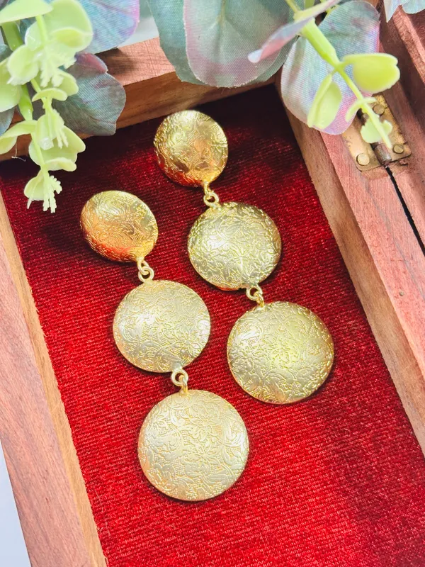 Dhivara_Anti_Tarnish_Bubble_Brass_Earring