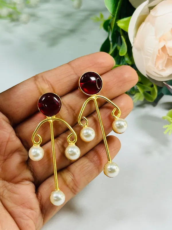 Dhivara_Anti_Tarnish_Red_Nalini_Earring