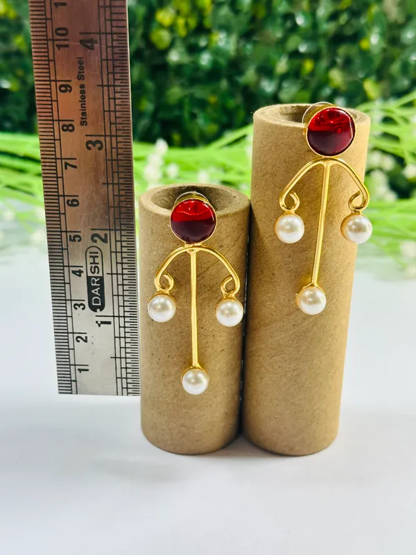 Dhivara_Anti_Tarnish_Red_Nalini_Earring