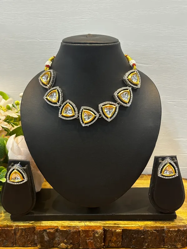 Dhivara_Fusion_Fashion_Duble_Ton__Kundan_Jewellery_Set