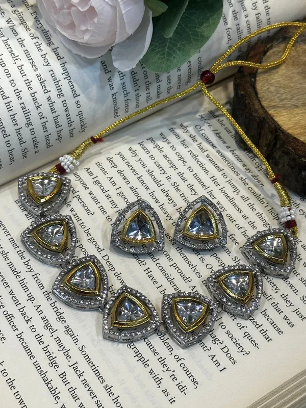 Dhivara_Fusion_Fashion_Duble_Ton__Kundan_Jewellery_Set