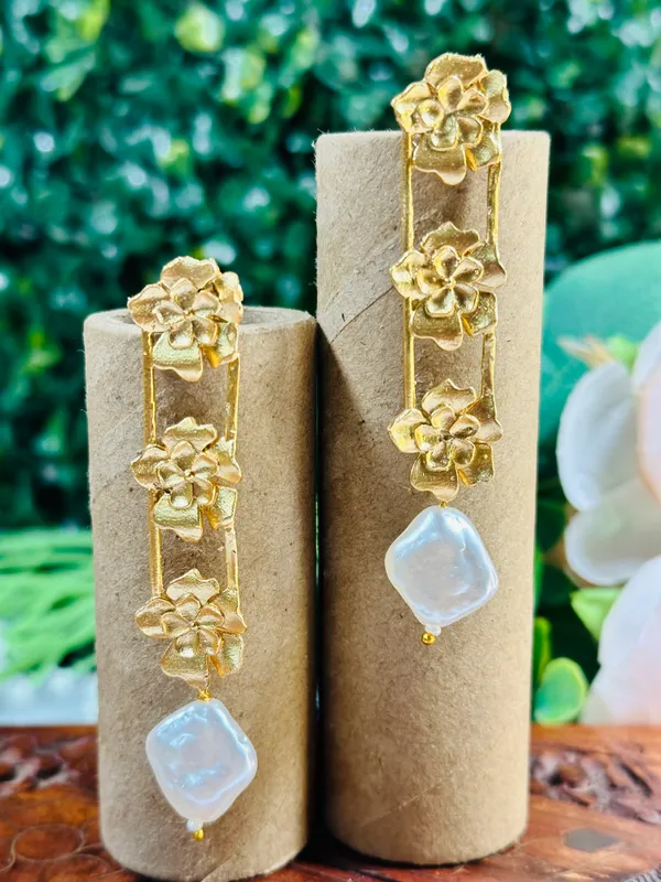 Dhivara_Golden_Maysi_Brass_Earring