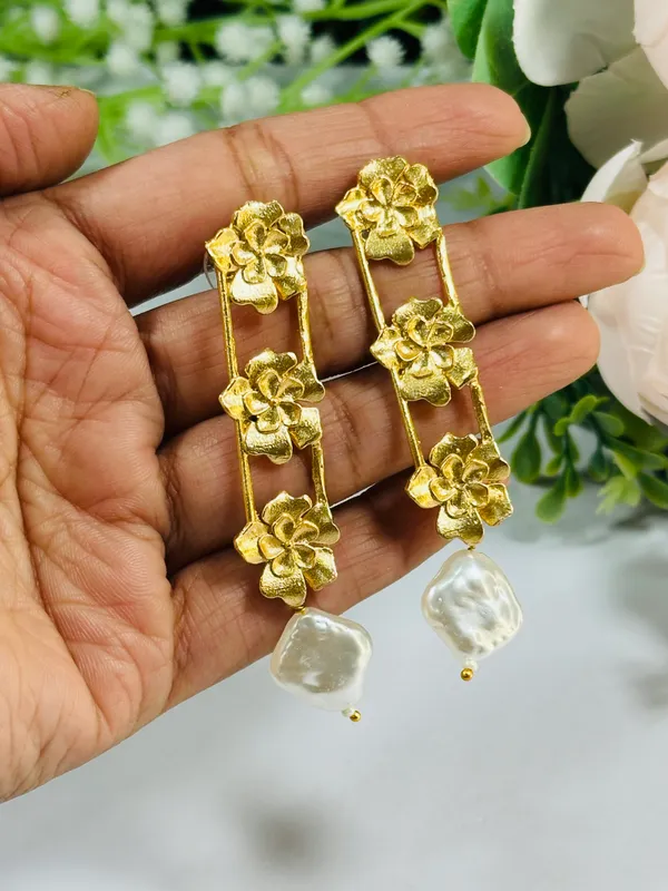 Dhivara_Golden_Maysi_Brass_Earring